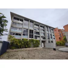 Pb Con Terraza En Alquiler El Solar Del Hatillo 157m2 3h/3b/2p