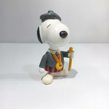Snoopy Coleccion Trajes Tipicos D Mundo Y Deportes Olimpicos
