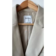 Blazer Bershka Corto Color Beige Talle Medium