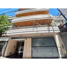 Departamento En Venta De 4 Ambientes Con Cochera Fija En Almagro Frente A Ort Oportunidad