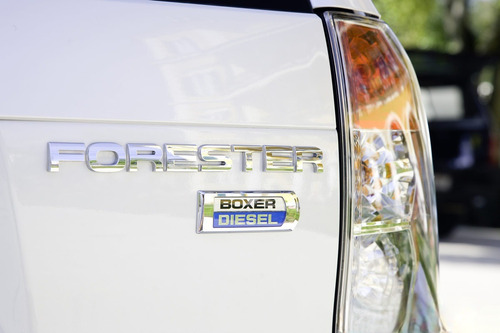 Emblema Subaru Forester 2008-2012 Trasero Letras Original Foto 7
