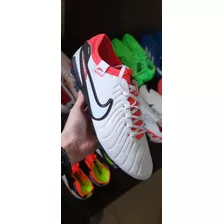 Zapato De Futbol Nike Tiempo