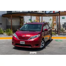 Toyota Sienna 2016