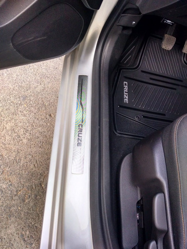 Cubre Estribo Delantero En Alumino Chevrolet Cruze Ng 16-19 Foto 5