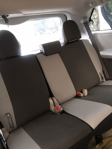 Cubreasientos Toyota Sienna Le Mod. 2018 3 Filas Foto 9