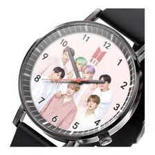 Reloj Analógico De Cuarzo Bts Modelo 1 Color Negro