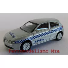 Schuco - Automóvil Alfa Romeo Policía - H0 1:87 - C/caja