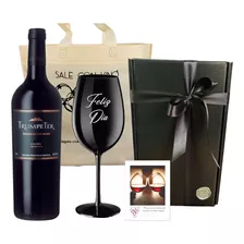 Box Vino Trumpeter + Copa Grabada Negra Regalo Personalizado