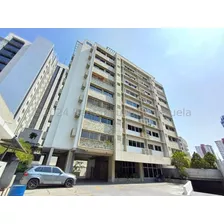 Luisiana Peraza Vip Apartamentos En Venta En Barquisimeto Lara En Zona Este Pedregal Posee Cocina Moderna