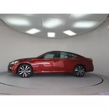 Nissan Altima 2021