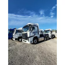 Tractocamion Howo Max 550hp Diesel 57,000 Lb