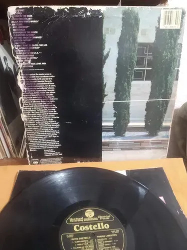 Elvis Costello - Taking Liberties - vinilo 1980