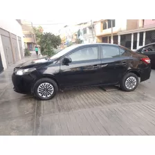 Vendo Toyota Yaris Caja Mecanica 2014 Dual-gnv Cancelado