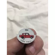 Pin Ford Anglia 1964 Metal