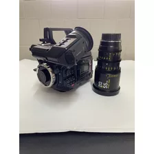 Blackmagic Ursa Mini Pro 4.6k + Lente Dzofilm Pictor Zoom