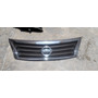 Emblema Parrilla  Nissan Altima 18-20 Versa 11-21