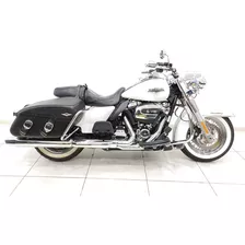 Harley Davidson Road King 2017 -16.900 Km 