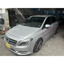 Mercedes B200 2013 - 65000 Km! Equipada! Impecável!