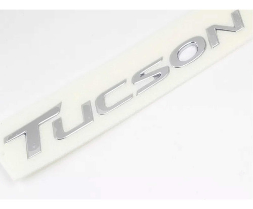 Emblema En Letras Para Hyundai Tucson Modelos 2011 A 2020 Foto 2
