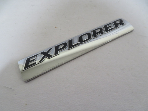 Emblema Puerta Ford Explorerr 2006-2010 Foto 2