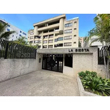 En Una De Las Mejores Zonas De Caracas Esta Planta Baja Recién Remodelada Sale A La Venta Mls #24-10627