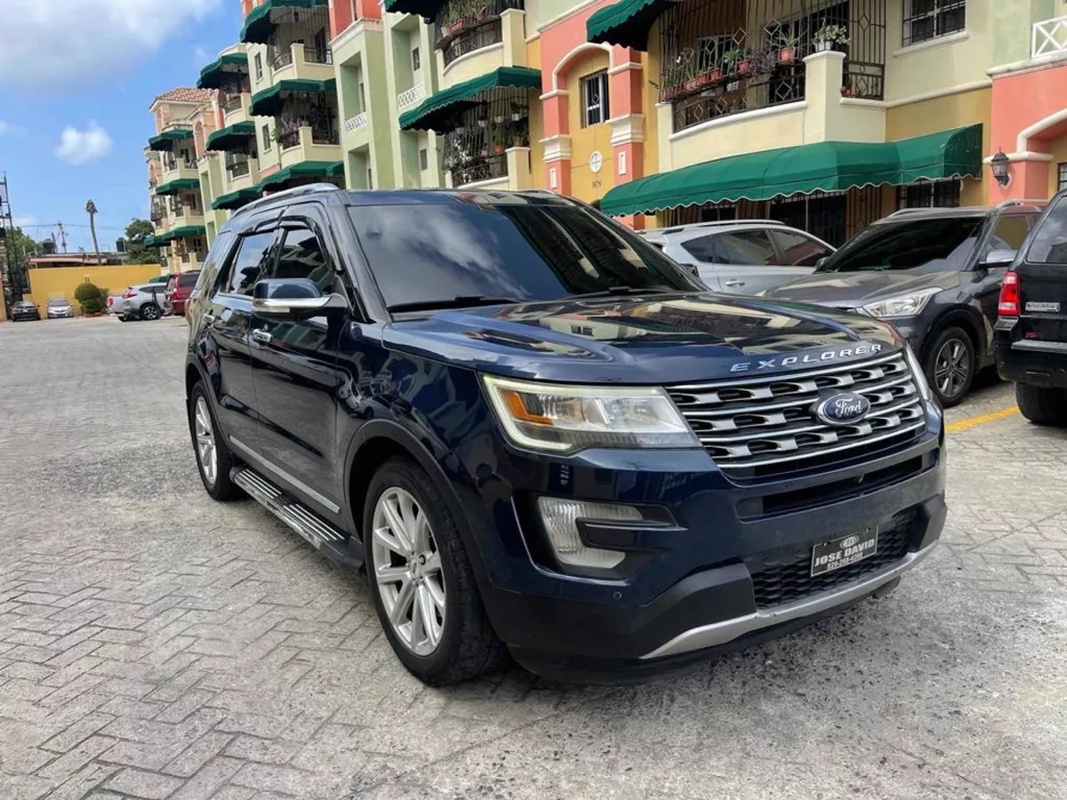 Ford Explorer Limited 16 Americana