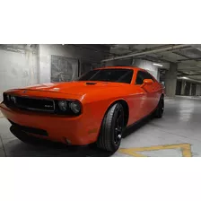 Dodge Challenger Srt