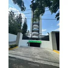 La Trinitaria. Santiago, Apto En Renta De 350mt² Con Piscina, Ascensor Y Planta Eléctrica En Proyecto Cerrado Con Seguridad 24/7.