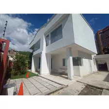 Annic Coronado Remax Vende Amplia Y Cómoda Casa Quinta En La Urbanización La Trigaleña Ref. 211257