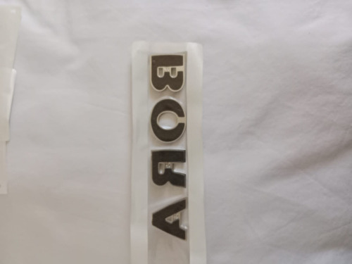 Emblema Letra Trasera Bora Bora Plateado Original Para Pegar Foto 4