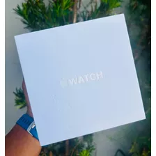 Apple Watch Série 4, 44mm + Pulseira Grafite Estilo Milanês