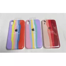 Silicone Case Multicolor iPhone XR Arcoíris Diversidad
