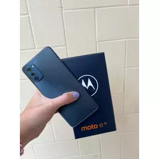 Celular Moto E32