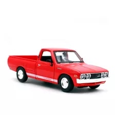 Miniatura Datsun 620 Pick Up 1973 (31522) 1:24 Maisto