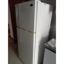 Refrigerador Daewoo 301 Litros.