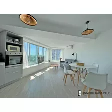 Alquiler De Apartamento Con Piscinas Climatizada Cerrada Y Exterior En Punta Del Este