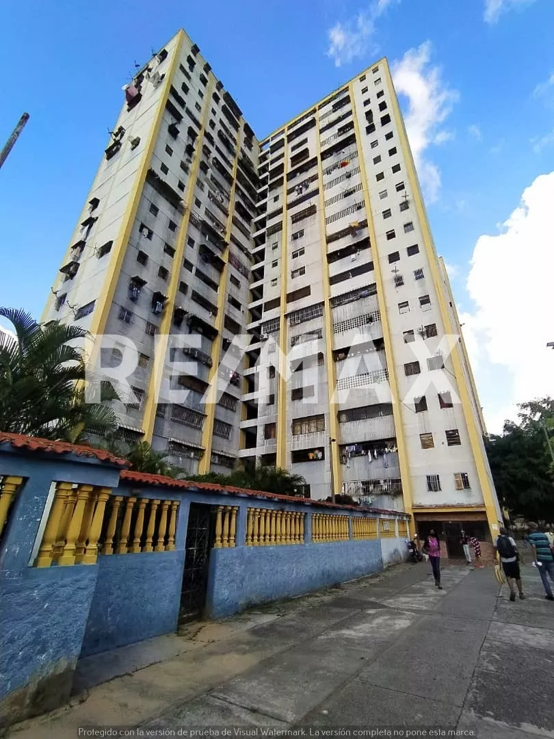 Venta De Apartamento En Caricuao Ud6  Frente A Clinica Popular