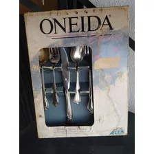 Set De Cubiertos De 20 Piezas (4 Personas) Oneida. 30 $