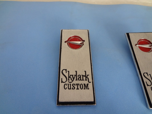 Emblemas Buick Skylark Par Foto 4