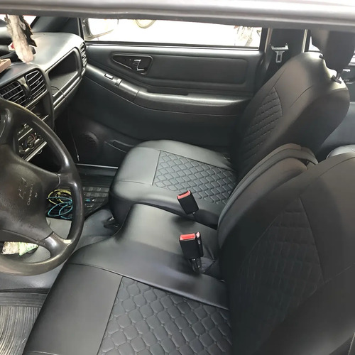 Cubreasiento Chevrolet S10 Cuero Ecologico Capitoneado  Negro