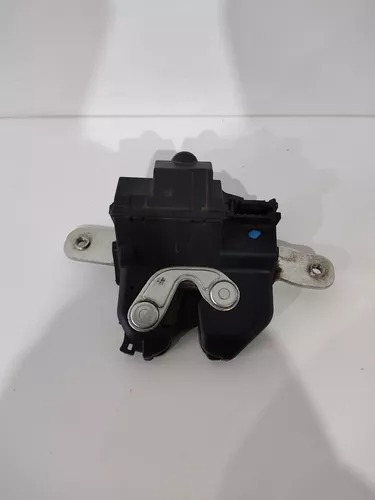 Fechadura Inferior Da Tampa Traseira Esquerda Fiat Toro 2021