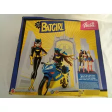 Boneca Bat Girl-com Moto- Escala 1.6 