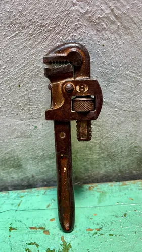 Antigua Llave Inglesa Steel #8 — imagen 1