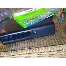 Xbox 360 Con Kinnet 2 Juegos Y 2 Controles