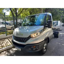 Caminhão Iveco Daily 55-170 2022 Chassi Completo C/ 7 Mil Km