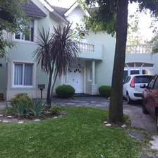 En Alquiler Y En Venta | Importante Propiedad De Categoría Barrio Cerrado Haras Maria Eugenia | 3 Dormitorios - Parque - Pileta - Cancha De Tenis - Cancha De Futbol - House