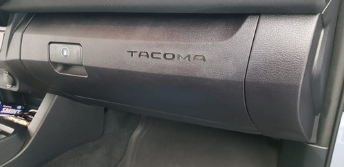 Letras Logotipo Combo  Toyota Tacoma 2016 - 2023 Aluminio Foto 5