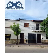 Oficinas En Alquiler Casa En 1er Piso P/ Escaleras