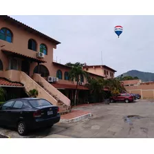 Re/max 2mil Vende Apartamento Duplex En Res. Montaña Dorada, La Asunción, Mun. Arismendi, Isla De Margarita, Edo. Nueva Esparta