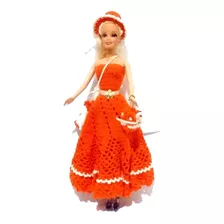 Boneca Betty Com Vestido De Tricô Laranja